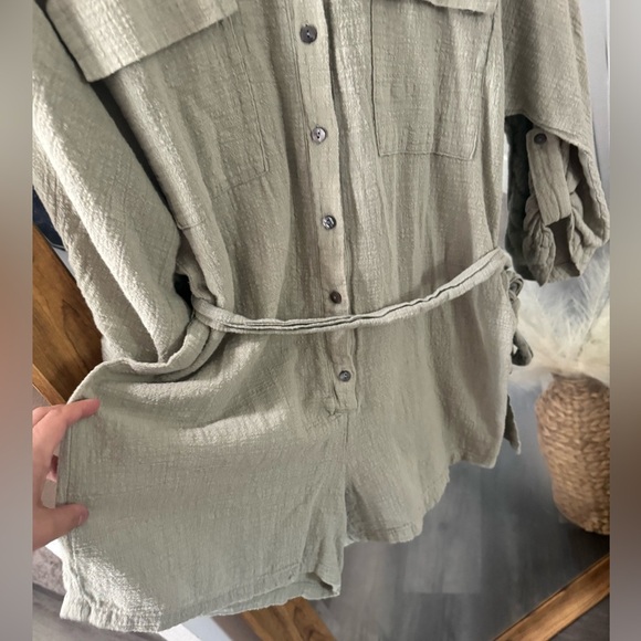 VICI Romper- Sage Green - Picture 4 of 7